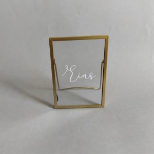 Tischnummer „Golden Frame“